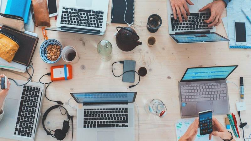 Googleビジネスプロフィールを最適化して集客するイメージ