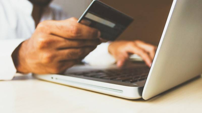 ECサイトやブログの商品紹介記事の成功パターンを示すイメージ